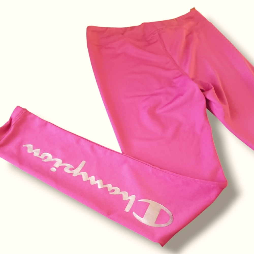 Girls size large Champion Leggings , new without tag, bright pink leggings
